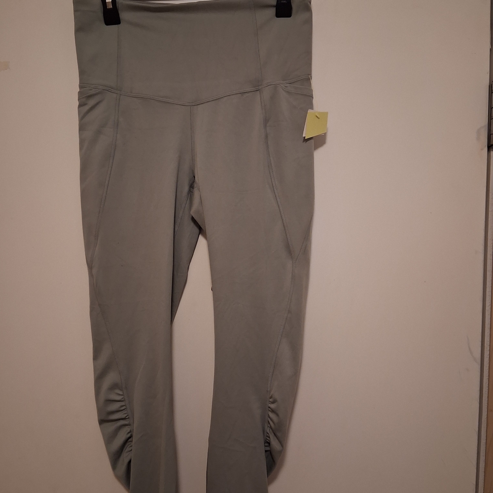 Women's All in Motion High Rise Green Leggings With Shirred Detail Size L